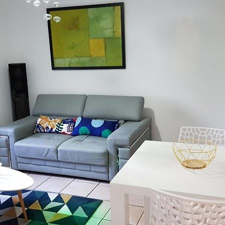 Jolie Appartement Moderne A Roanne Exteriér fotografie