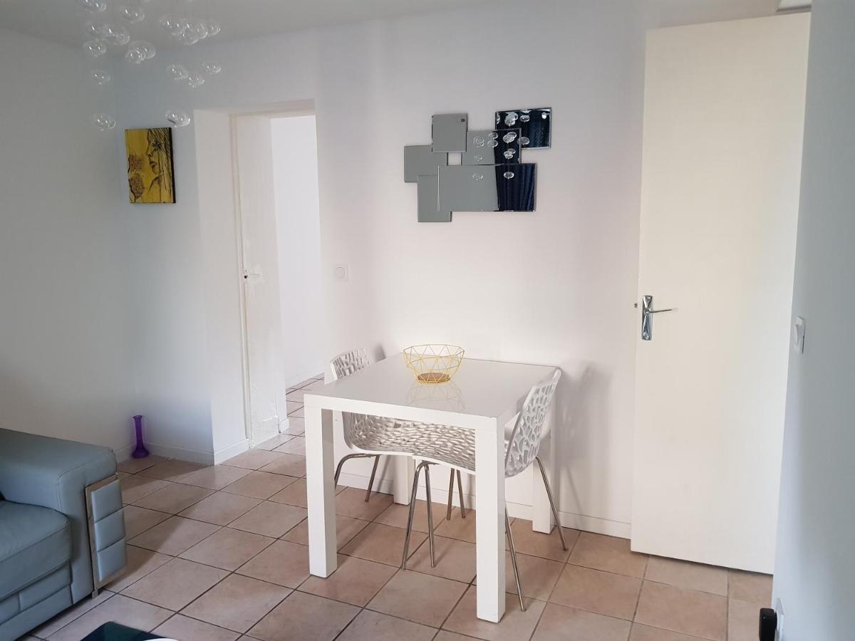 Jolie Appartement Moderne A Roanne Exteriér fotografie